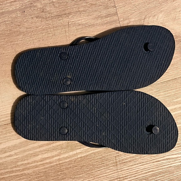 Blue elephant flip flops - Picture 3 of 3